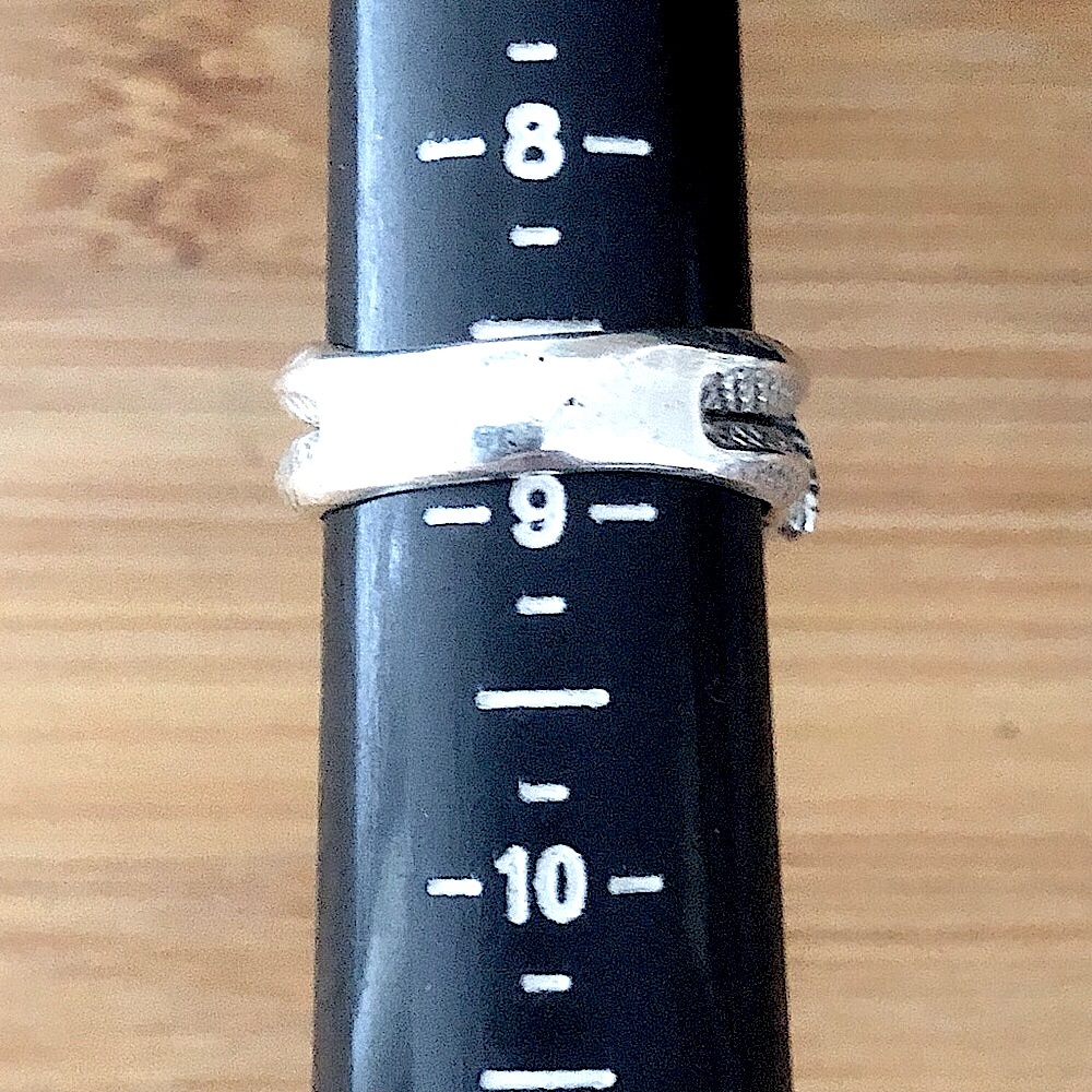 $118 Navajo Signed Designer Estate Ring Size 8 & 3/4 Copyright SC STERLING - Picture 8 of 8